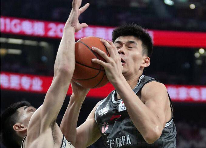 另类小说色图